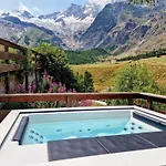Hotel Amber Ski-in/out &
