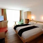 Amber Ski-in/out & Saas-Fee