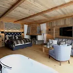 Amber Ski-in/out & Saas-Fee