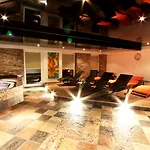Hotel Amber Ski-in/out & 3*
