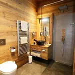 Amber Ski-in/out & Hotel 3*