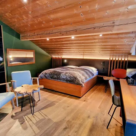 Hotel Amber Ski-in/out & 3*