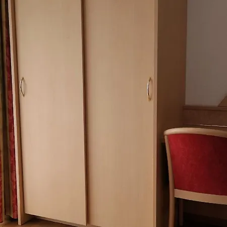 Amber Ski-in/out & Hotel 3*