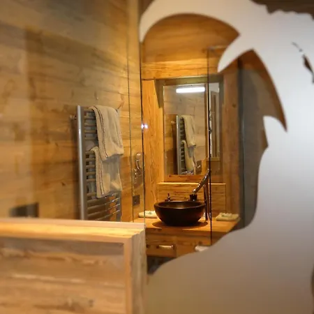 Hotell Amber Ski-in/out &