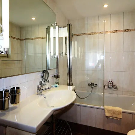 Amber Ski-in/out Hotel&spa 3* Saas-Fee