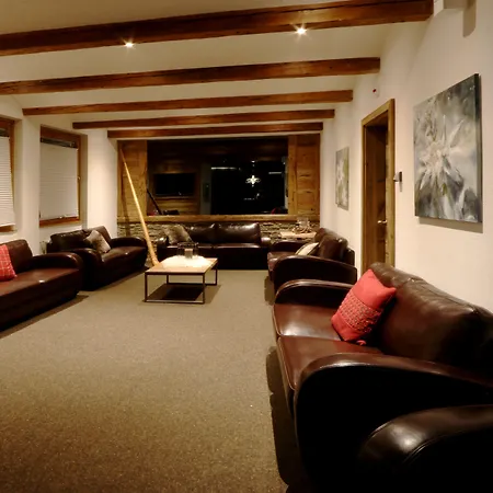 ホテル Amber Ski-in/out & 3*