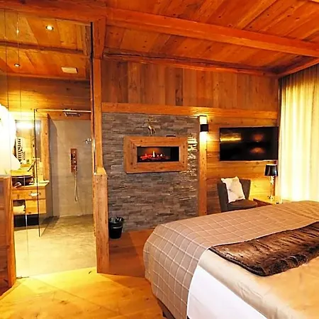 Amber Ski-in/out & Hotel