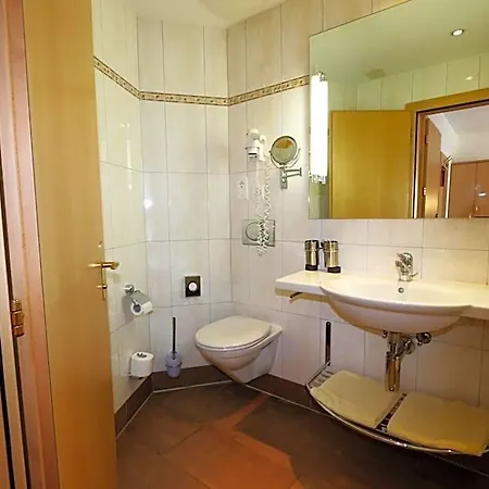 Amber Ski-in/out & Hotel 3*