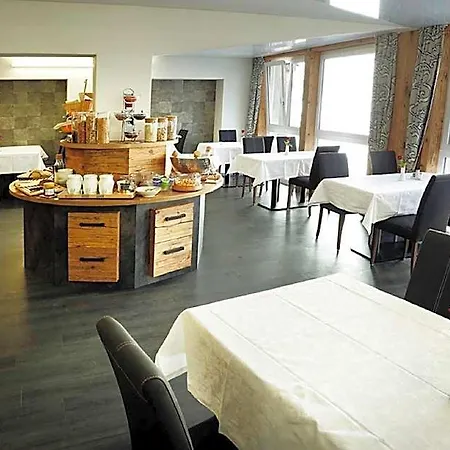 Hotel Amber Ski-in/out &