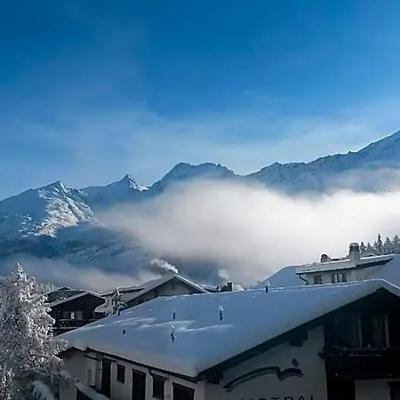 Amber Ski-in/out & Hotel Saas Fee