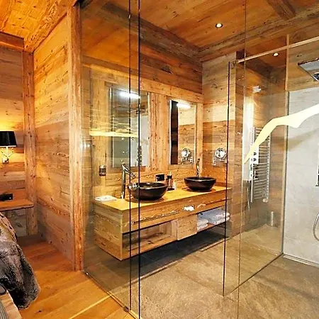 Hotel Amber Ski-in/out &