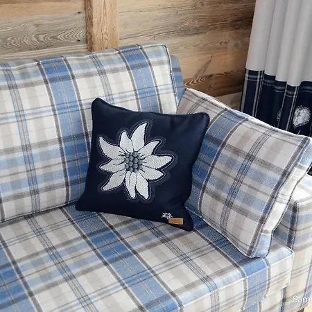 Amber Ski-in/out & Hotel 3*