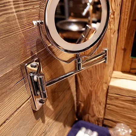 Hotel Amber Ski-in/out & 3*