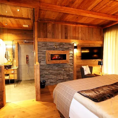 Hotel Amber Ski-in/out &
