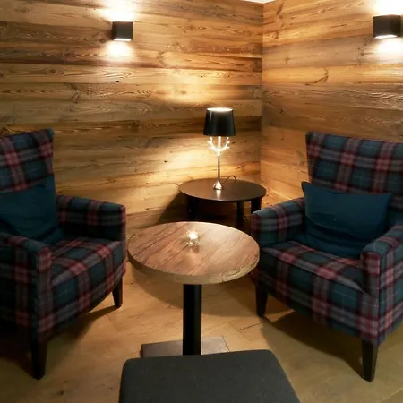 Hotel Amber Ski-in/out & Saas-Fee