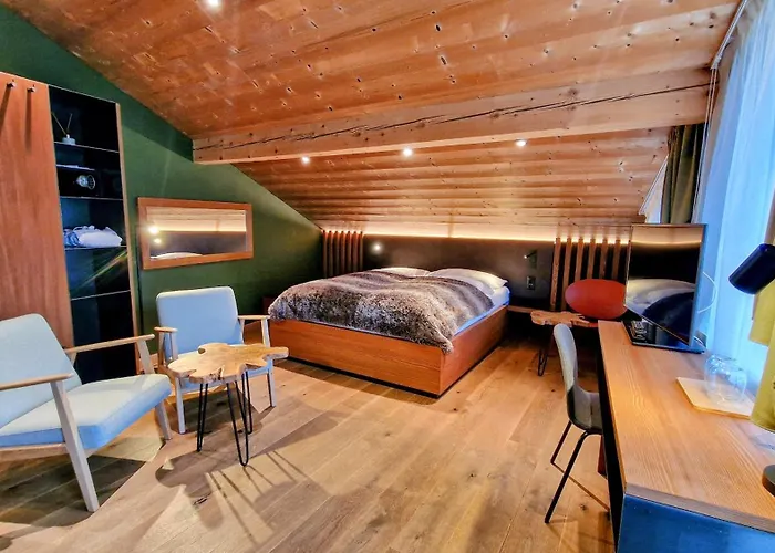 Hotel Amber Ski-in/out & 3*