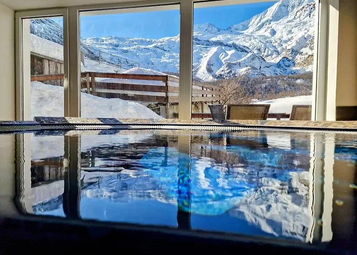 Amber Ski-in/out & 3*