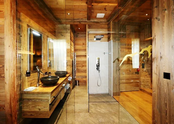 Amber Ski-in/out & Hotel