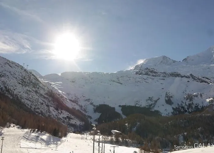 Amber Ski-in/out & Hotel