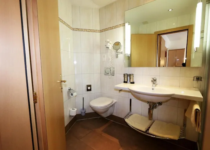 Amber Ski-in/out & 3* Saas-Fee