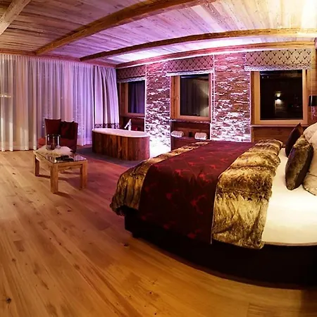 Amber Ski-in/out & Hotel